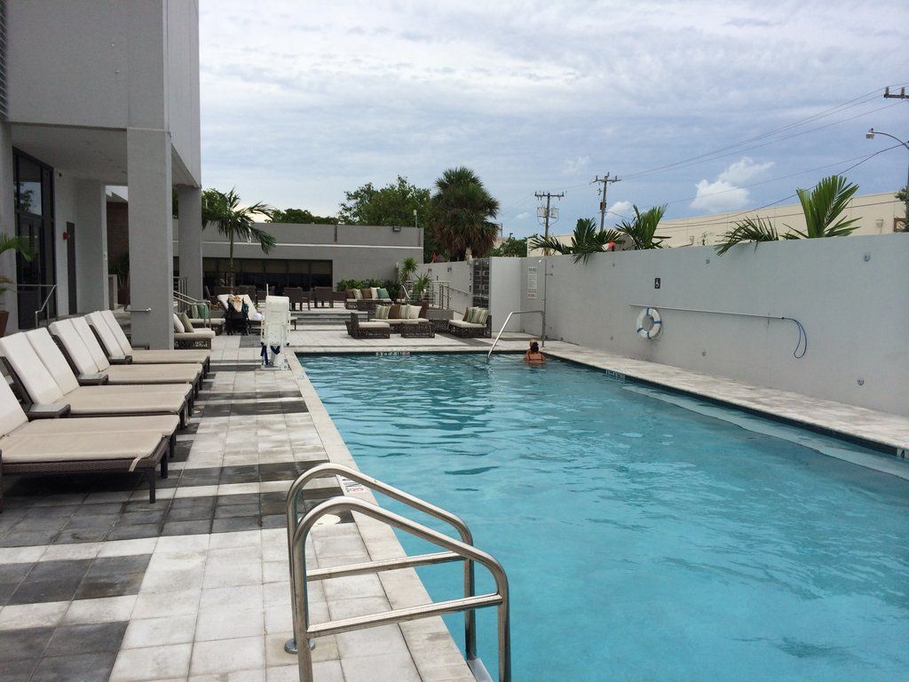 Eb Hotel Miami Airport Miami Springs Eksteriør bilde